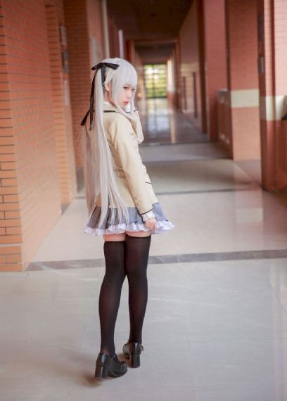 欧美大吊大战美女_BD英语在线视频播放