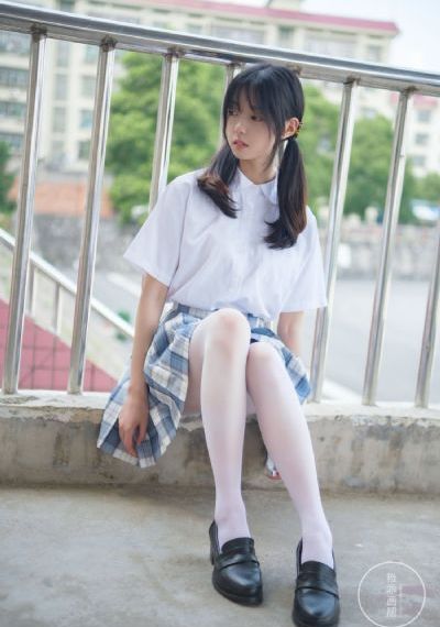 欧美女人吻戏视频_720动漫免费观看