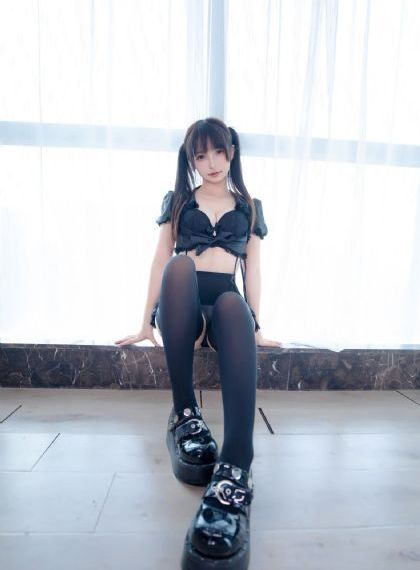 美女欧美舞蹈_超清高清电影在线